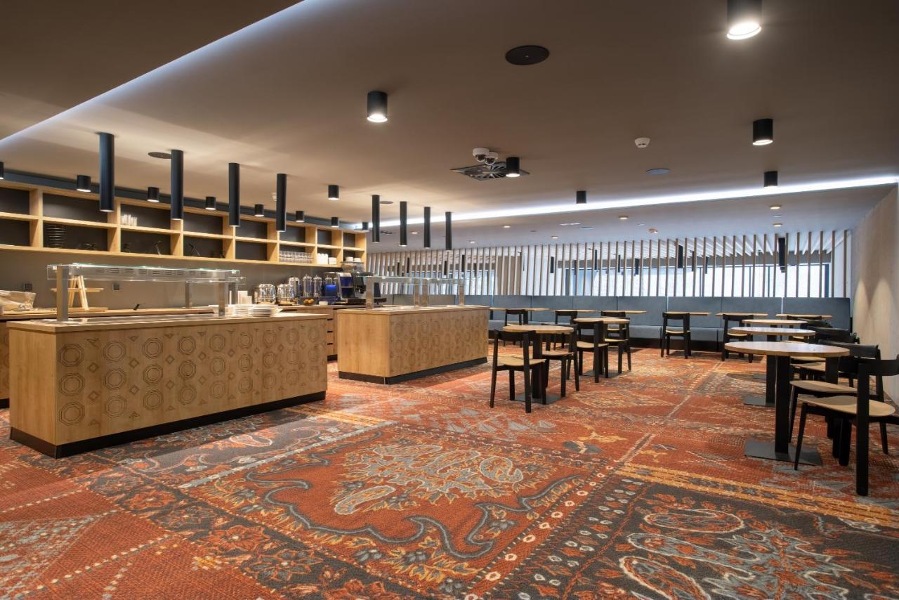 Hotel Nomad Белашница Экстерьер фото