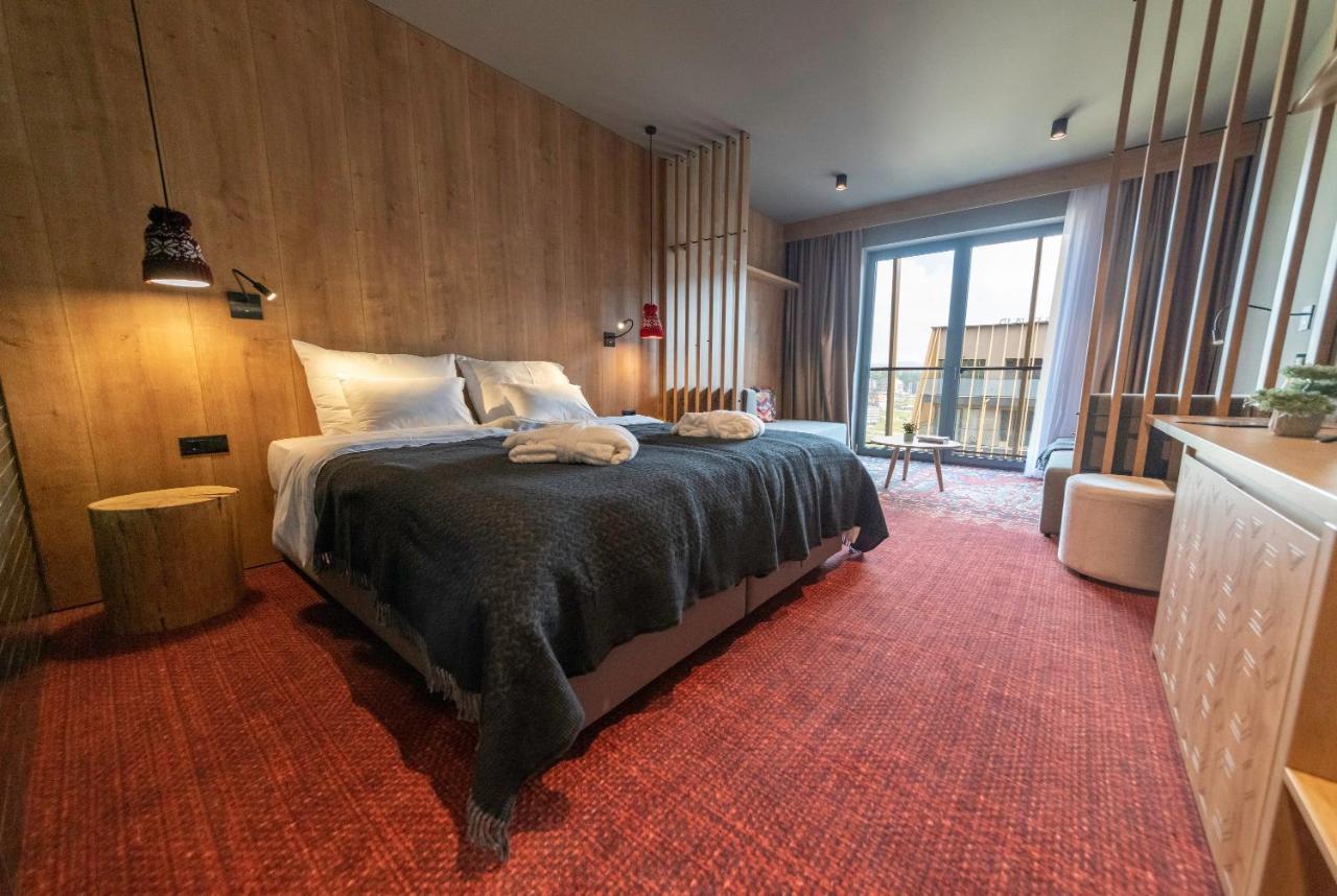 Hotel Nomad Белашница Экстерьер фото